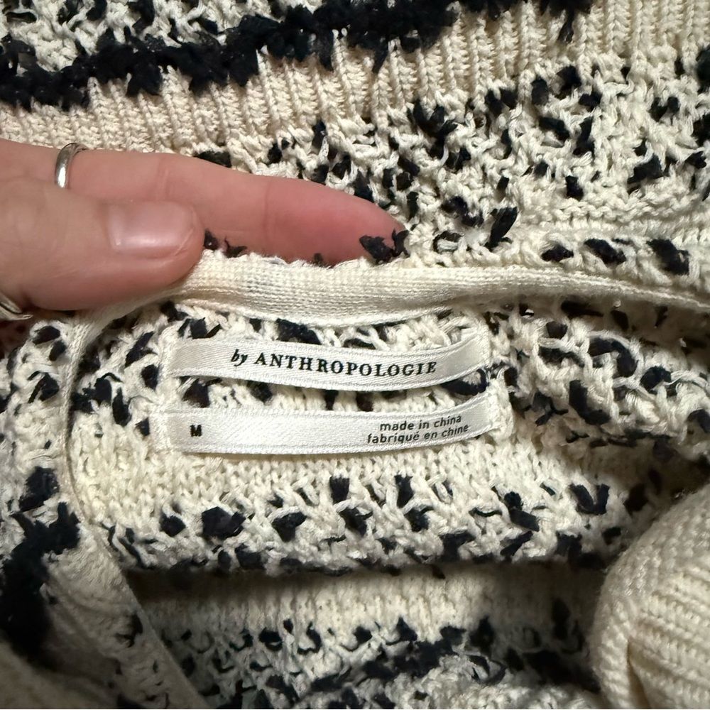 Anthropologie Black and White Textured sweater size medium - Picture 2 of 6